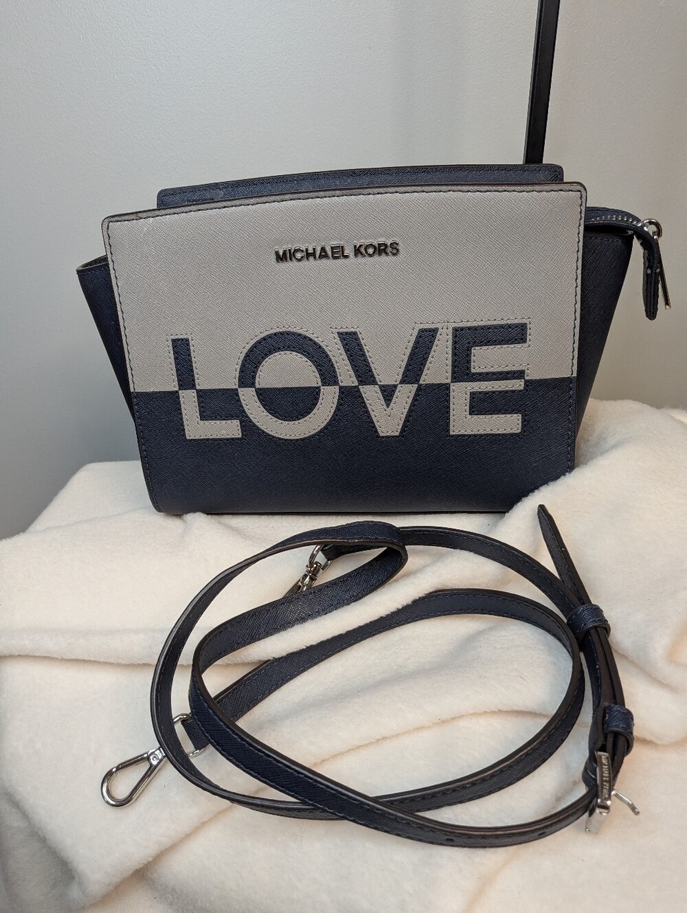Michael Kors Saffiano Leather LOVE Graphic Crossbody Bag – Navy & Grey